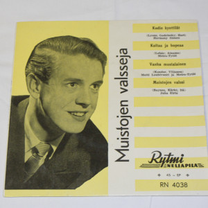 Eri esittäjiä Muistojen valsseja